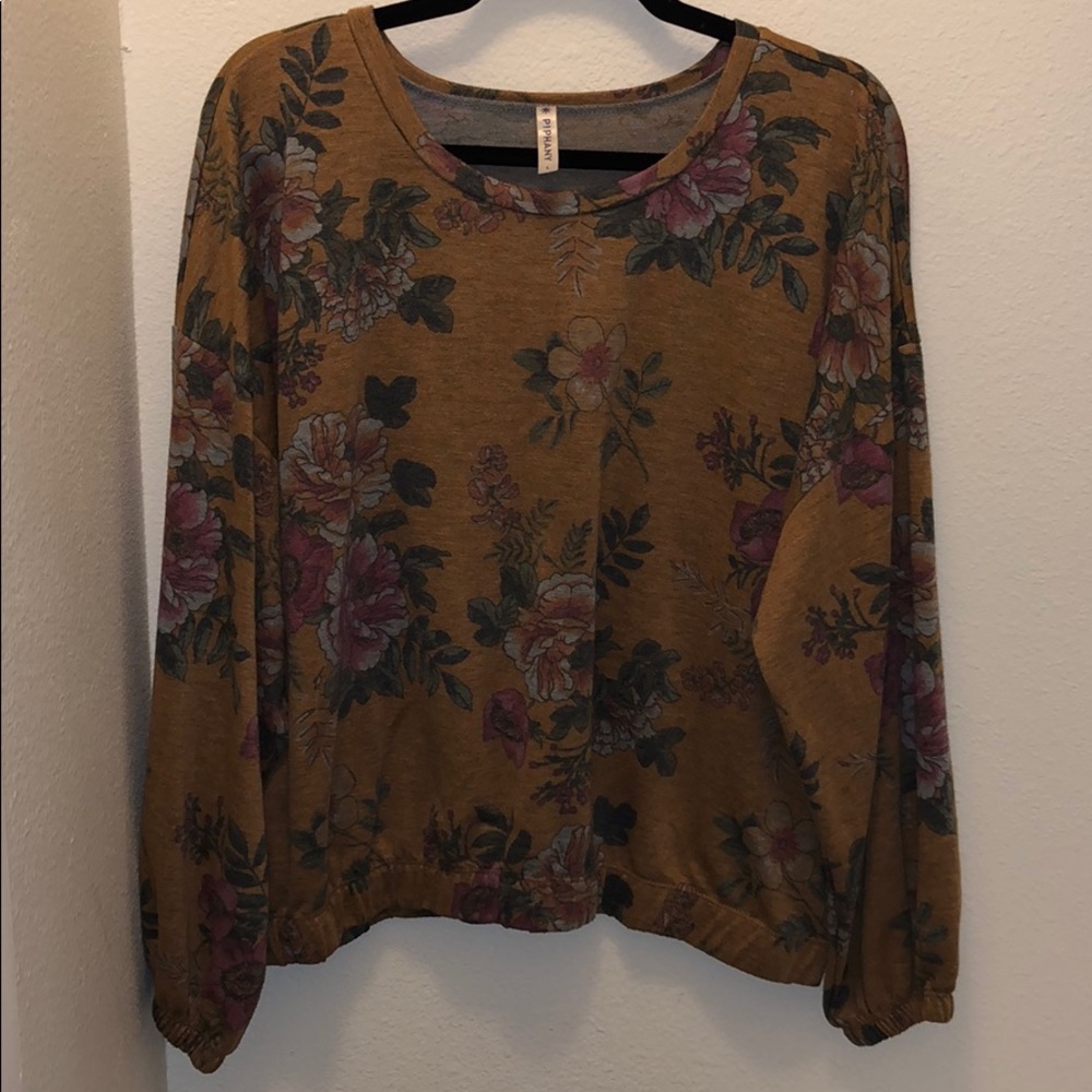 Floral cropped sweatshirt